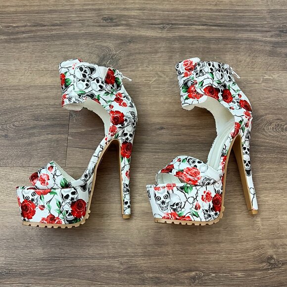 Ami Clubwear RARE Skull and Red Roses Platform Heels Sz 7 - Picture 4 of 15